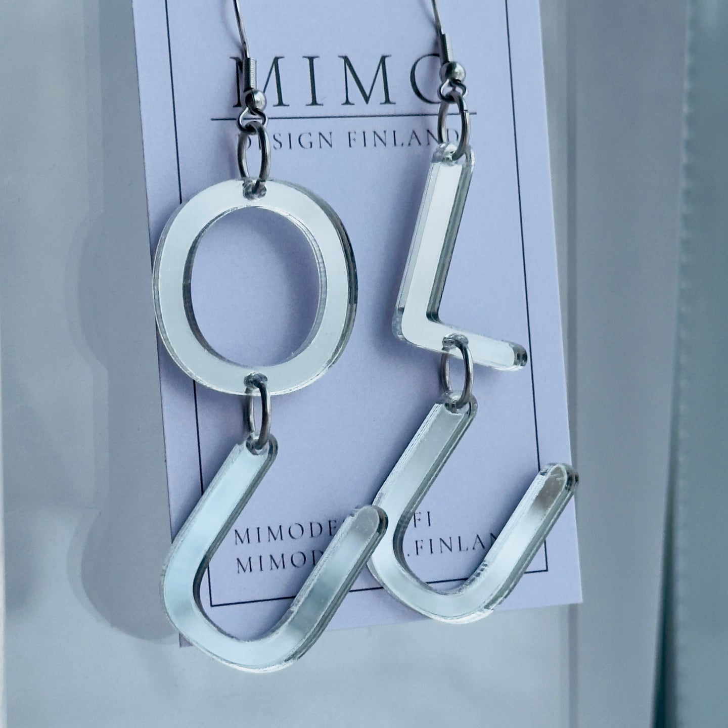 Oulu earring - Very light handmade earring