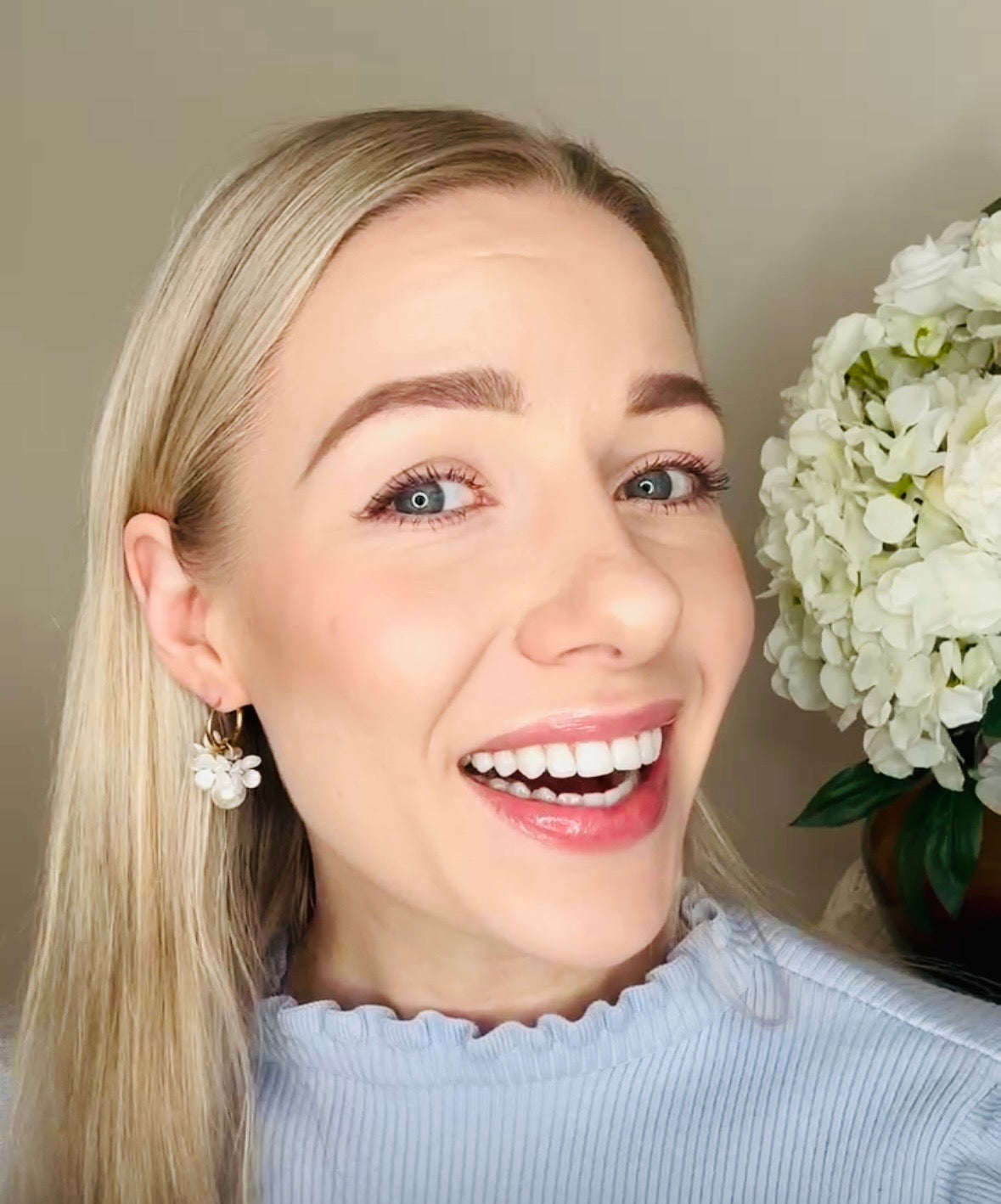 Aurora helmikorut - Elegantti helmikoru