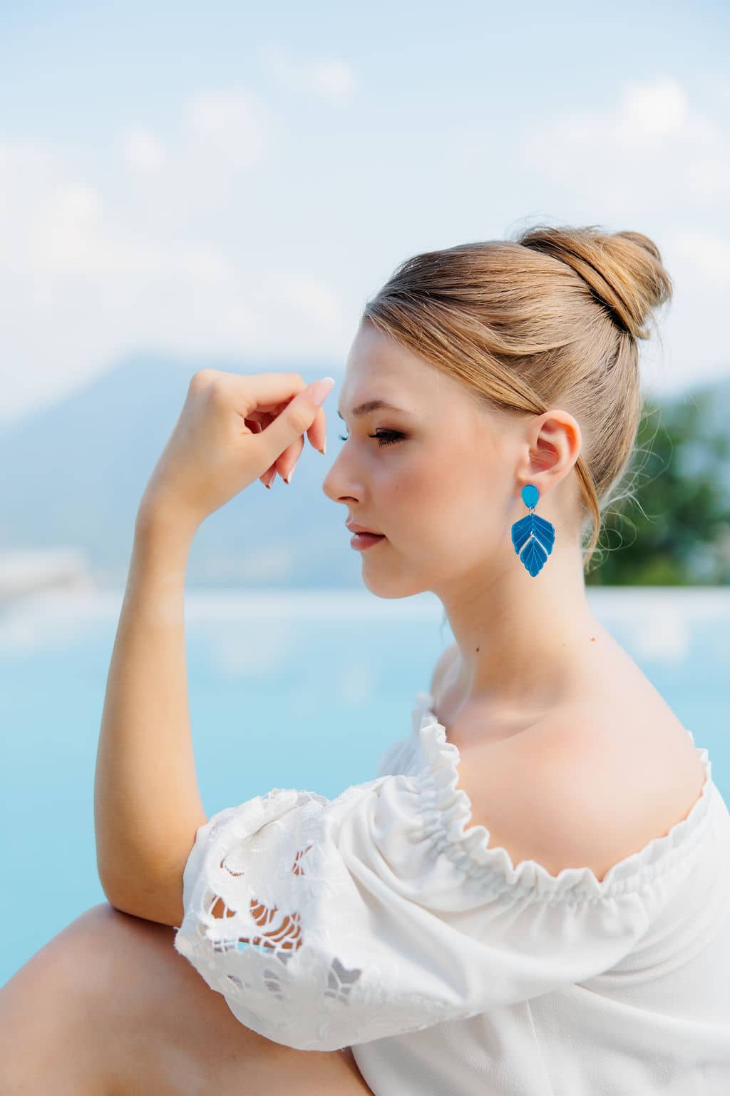 Unique leaf earring